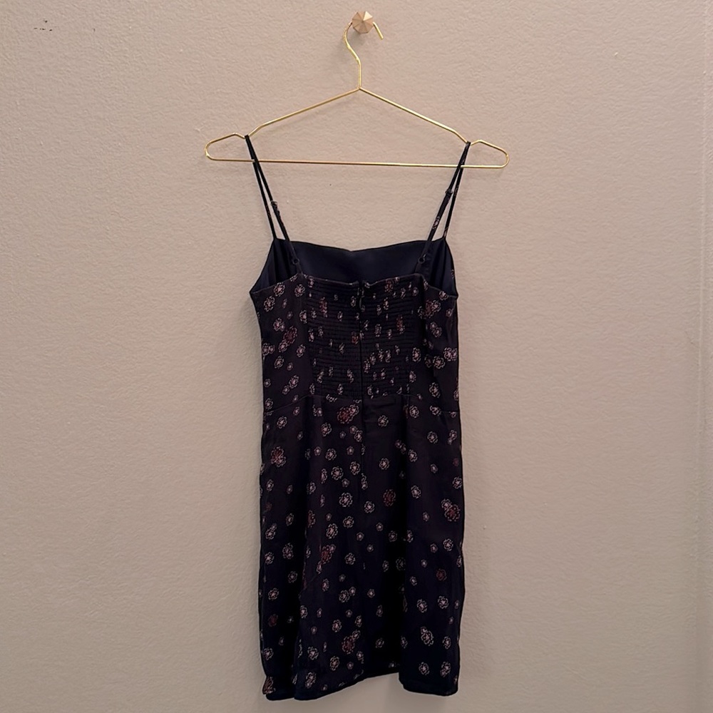 Cute Blue Mini Dress with Lilac Flowers - Picture 4 of 7